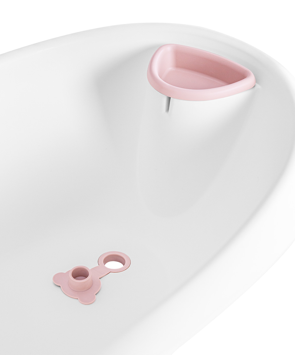 Детская ванночка с шезлонгом Auri 2026 ANIM Слив с силиконовой пробкой облегчает опустошение ванночки.